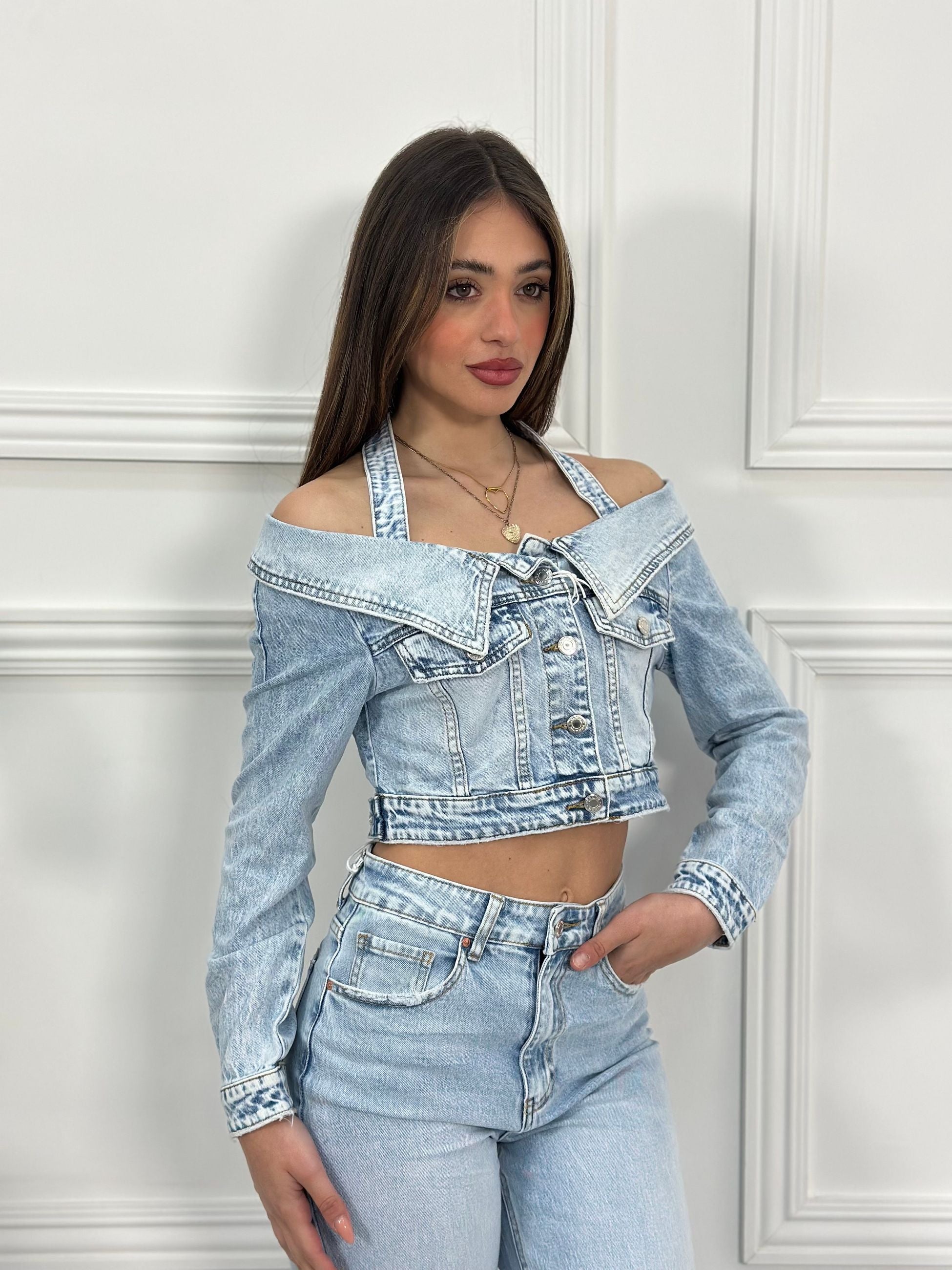 Giubbino jeans scollo a barca H2581