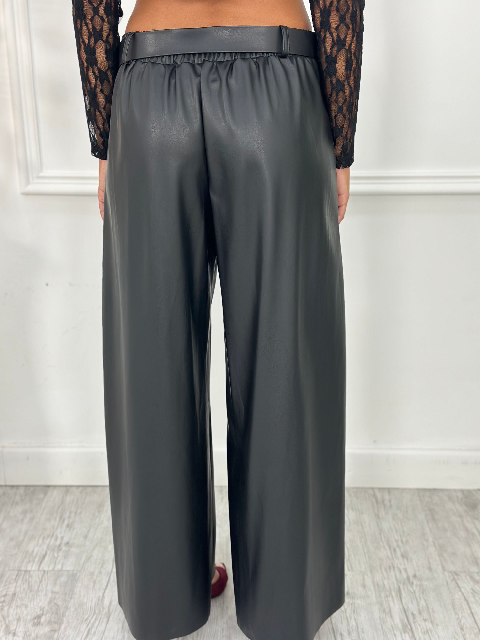 Pantalone a palazzo GIU11232