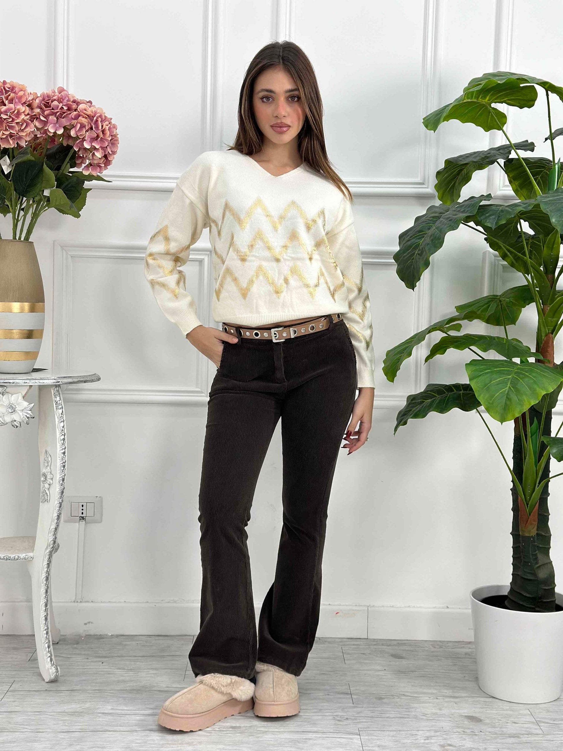 Pantalone a zampa in velluto GIA5010