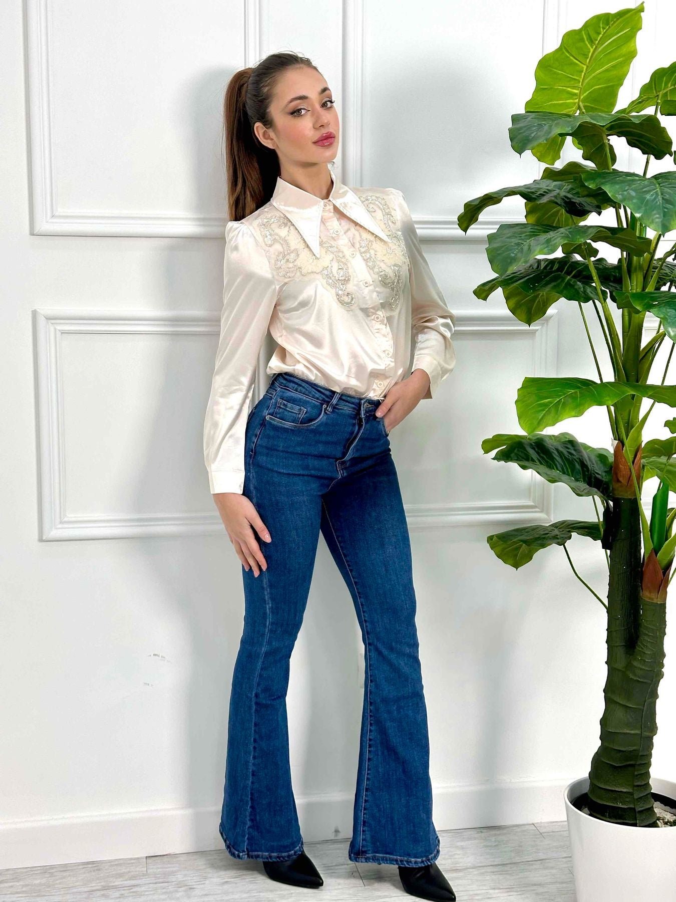 Jeans elastico Blue vita alta a zampa 8057