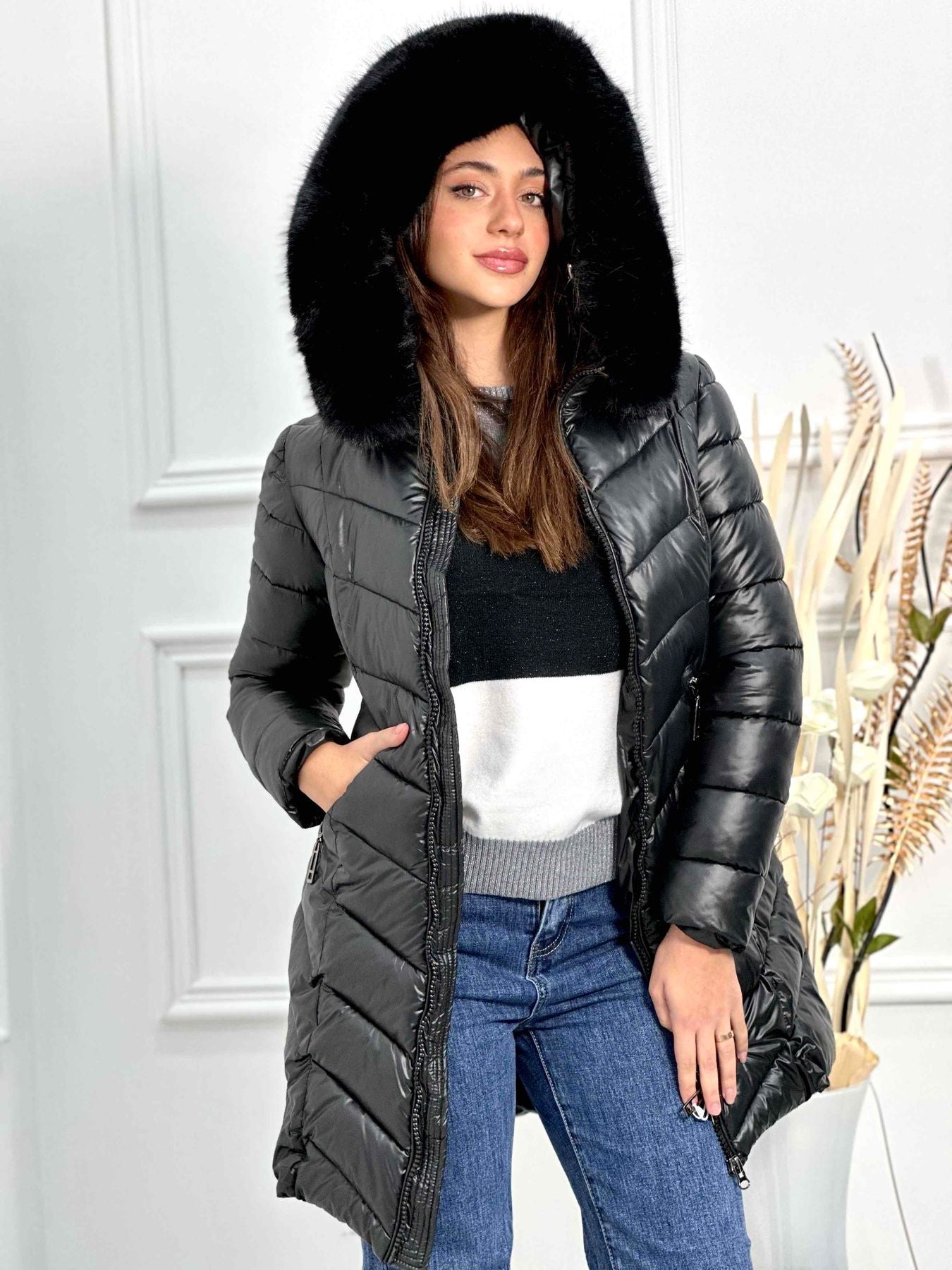 Giubbotto lungo con cappuccio e pelliccia ecofour removibile MB0252