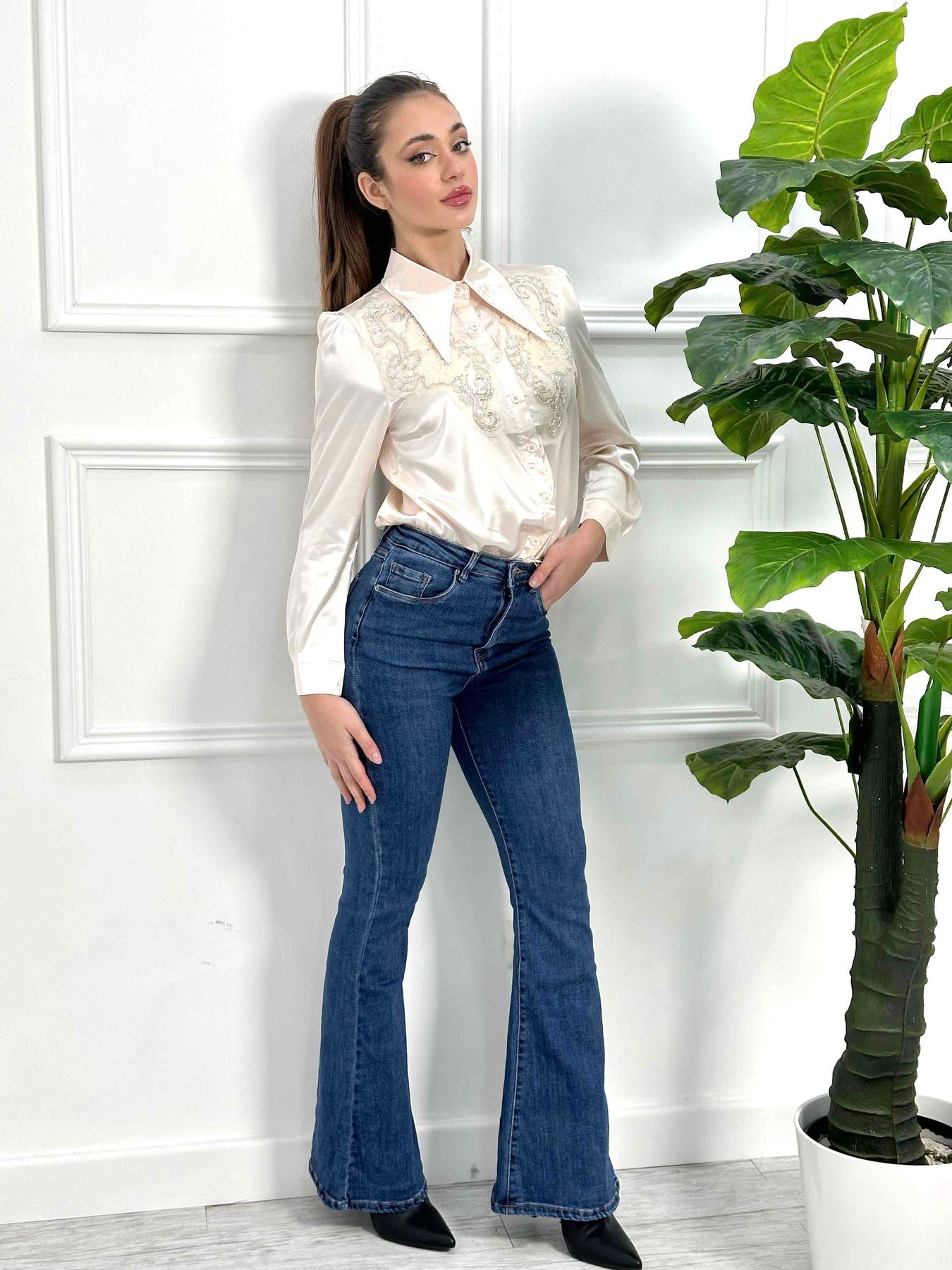 Jeans elastico Blue vita alta a zampa 8057