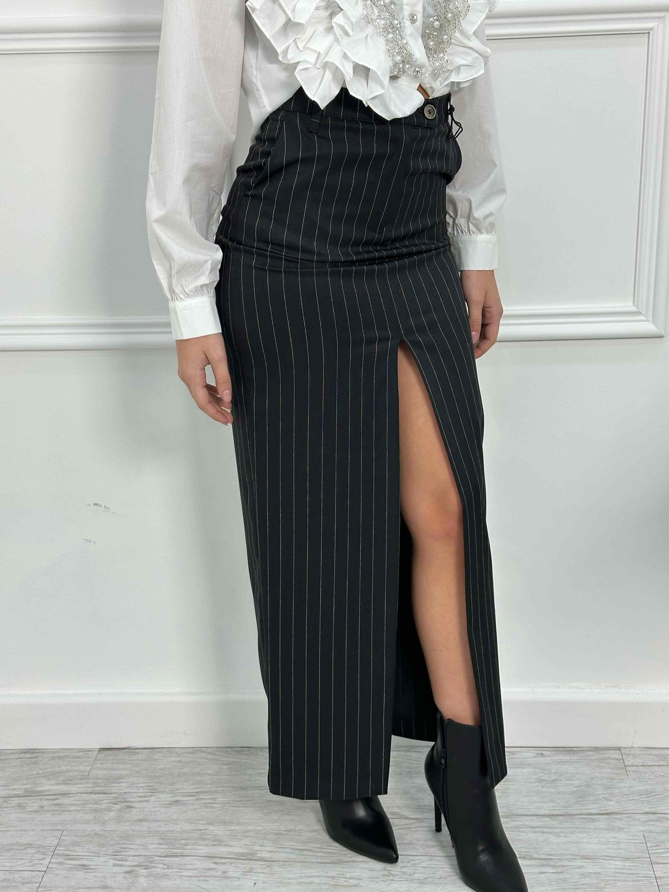 Gonna lunghetta vita alta a rigo di gesso VCT30